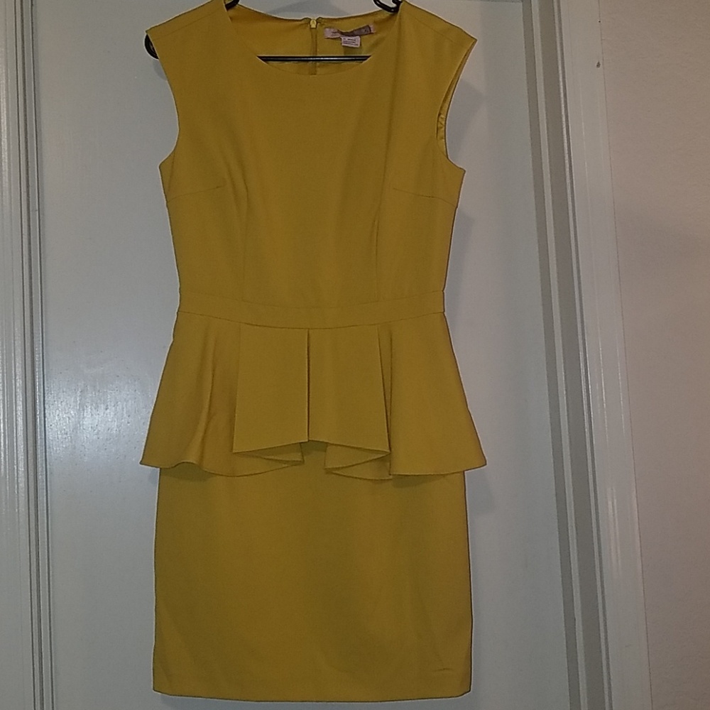 Forever 21 yellow peplum dress, small